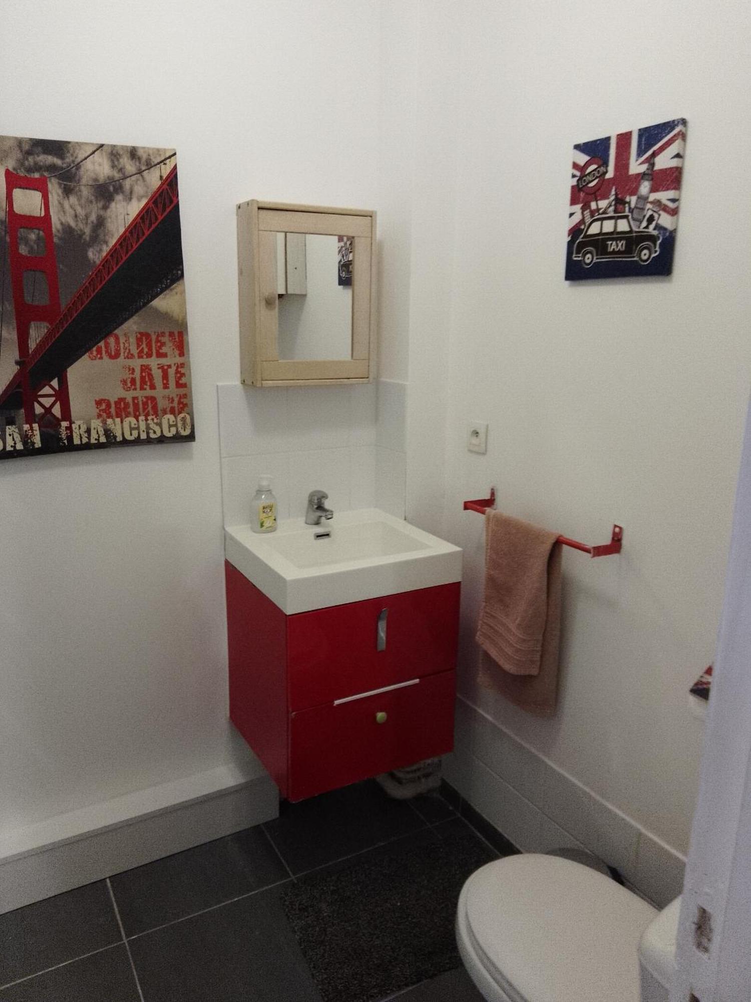 Guesthouse Familial Pour 2,3,4 Personnes De 44M2- Accessible Handic -Rez De Chaussee-Vues Sur Rue Et Patio Prive - Sejour, Chambre Separee-Cuisine,Salle De Bain,Lit Double Et Canape-Lit 2Pers-Entree De La Rue Berzelius-5 Minutes Du Metro Brochant-Lig Παρίσι Εξωτερικό φωτογραφία