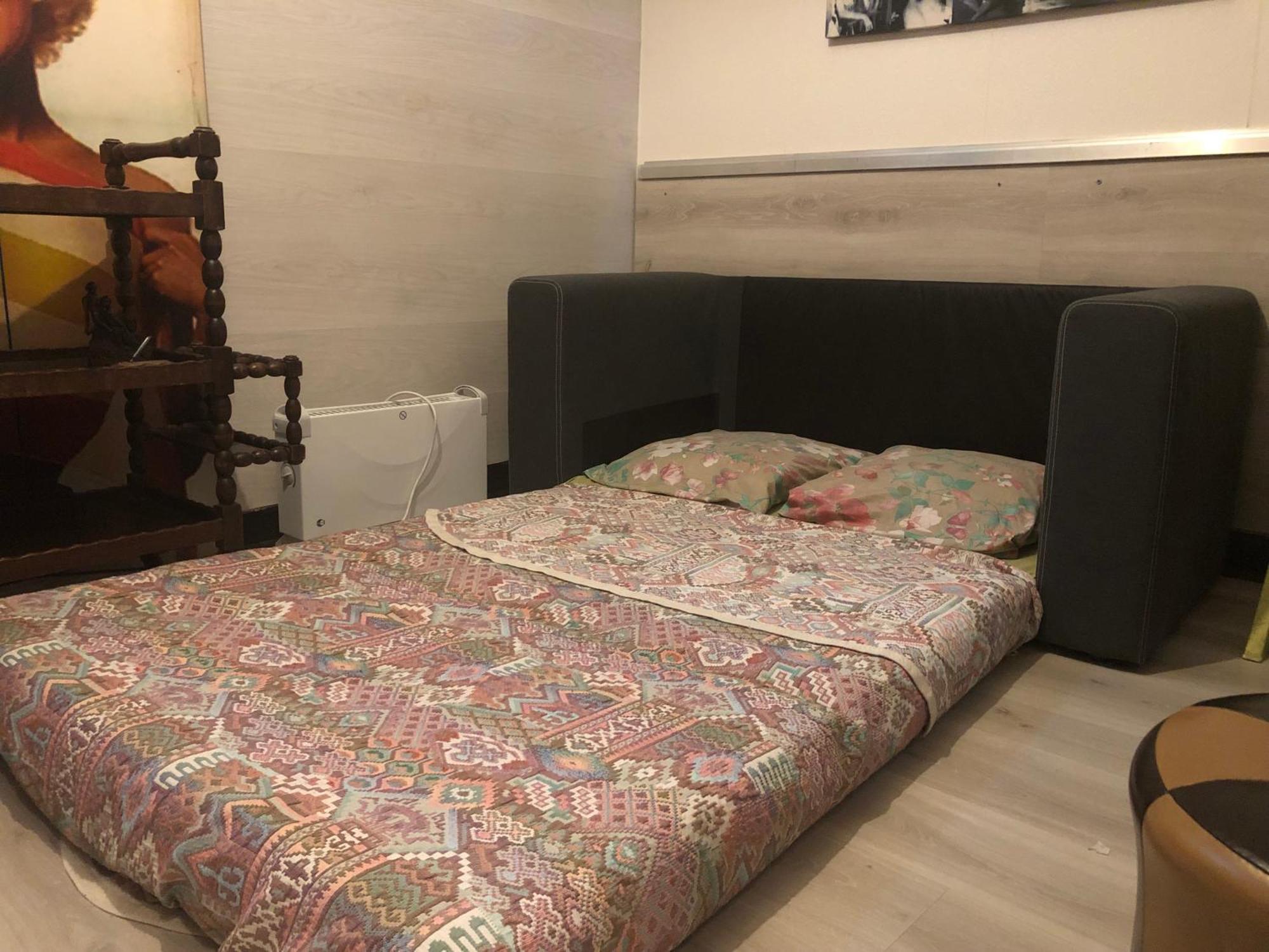 Guesthouse Familial Pour 2,3,4 Personnes De 44M2- Accessible Handic -Rez De Chaussee-Vues Sur Rue Et Patio Prive - Sejour, Chambre Separee-Cuisine,Salle De Bain,Lit Double Et Canape-Lit 2Pers-Entree De La Rue Berzelius-5 Minutes Du Metro Brochant-Lig Παρίσι Εξωτερικό φωτογραφία